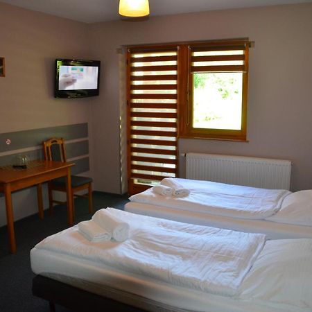Hotel Tenis Chrząstowice Eksteriør billede