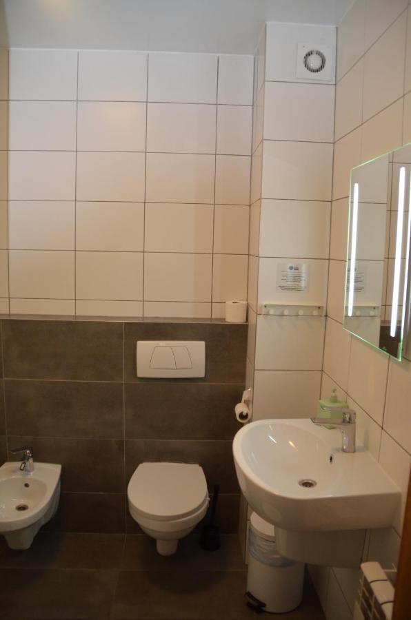 Hotel Tenis Chrząstowice Eksteriør billede