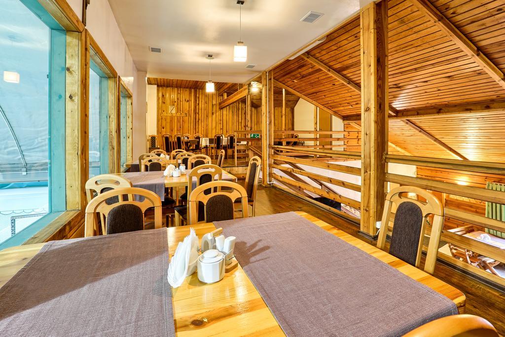Hotel Tenis Chrząstowice Eksteriør billede