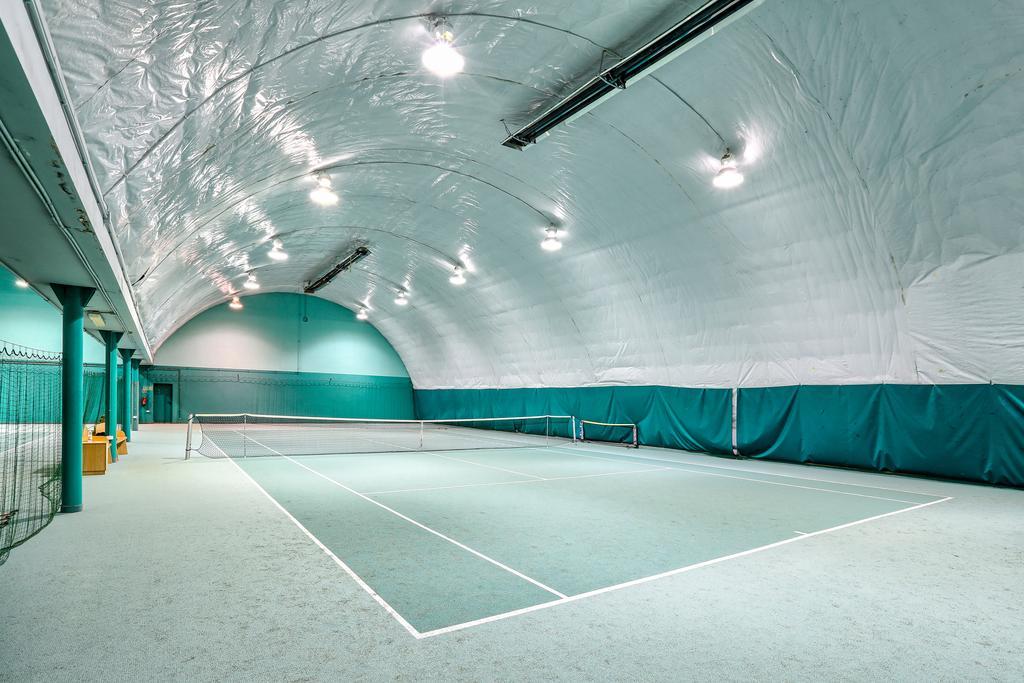 Hotel Tenis Chrząstowice Eksteriør billede
