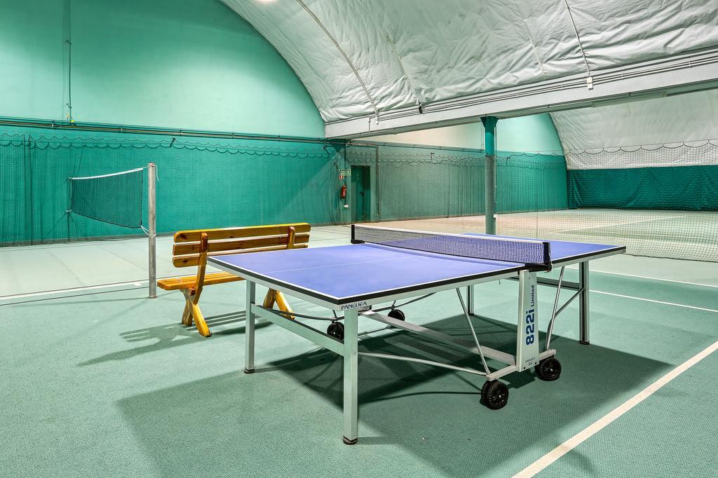 Hotel Tenis Chrząstowice Eksteriør billede